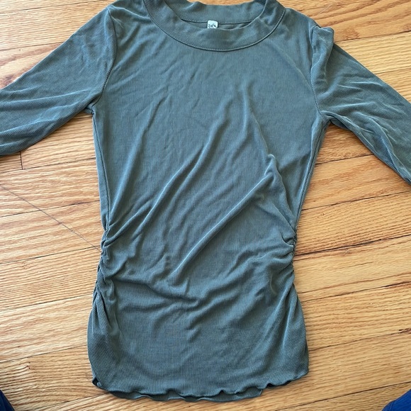 NEVER WORN | Free People 'Talk to Me' Shirt in Army | XS - Picture 2 of 7